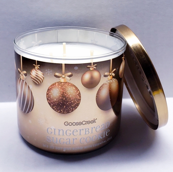 Goose Creek GINGERBREAD SUGAR COOKIE Large 3-Wick Scented Candle, 14.5 oz - Picture 2 of 5
